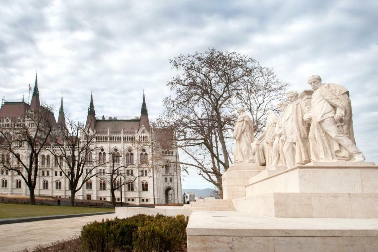 Atlanta Apartment Is In The Heart Of Budapest Exterior photo