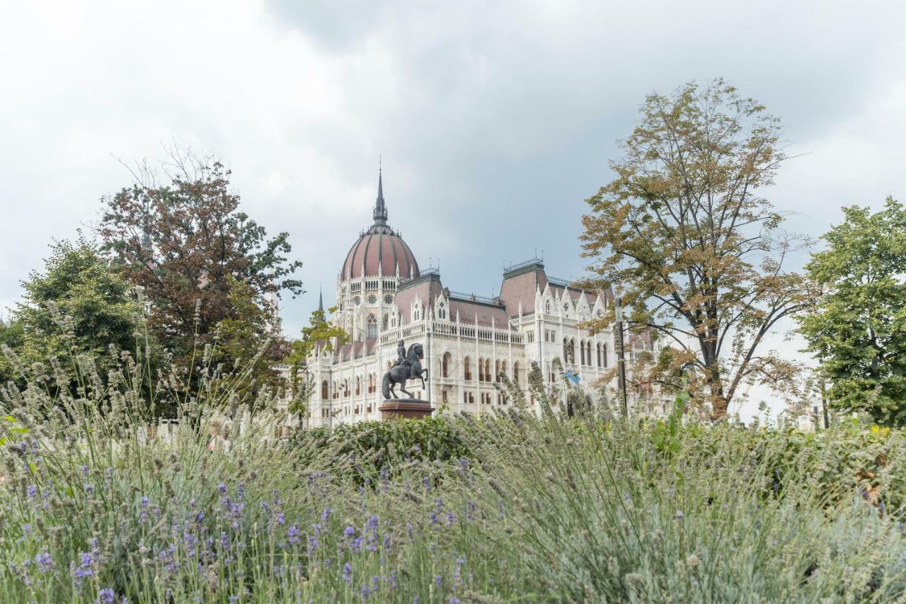 Atlanta Apartment Is In The Heart Of Budapest Exterior photo